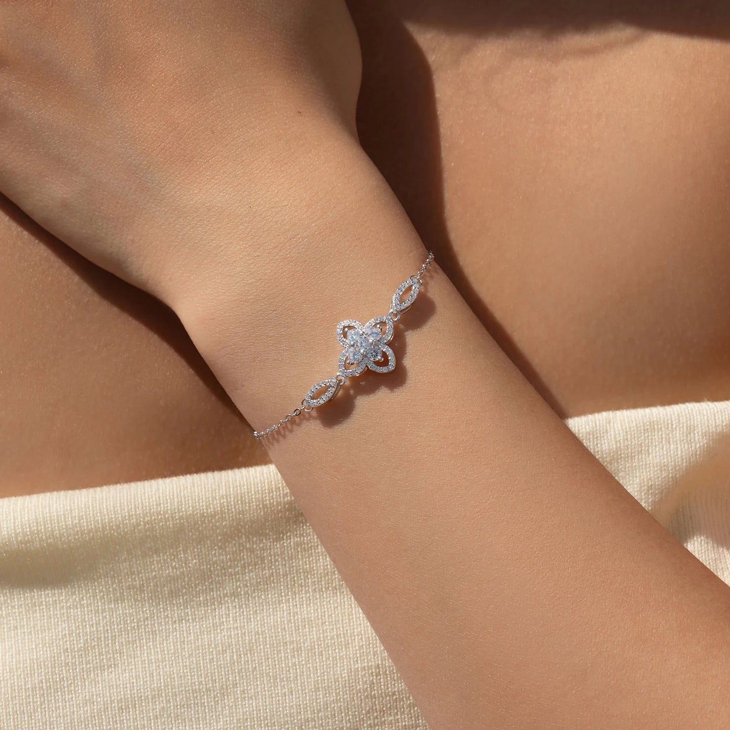 Clover Grace Bracelet